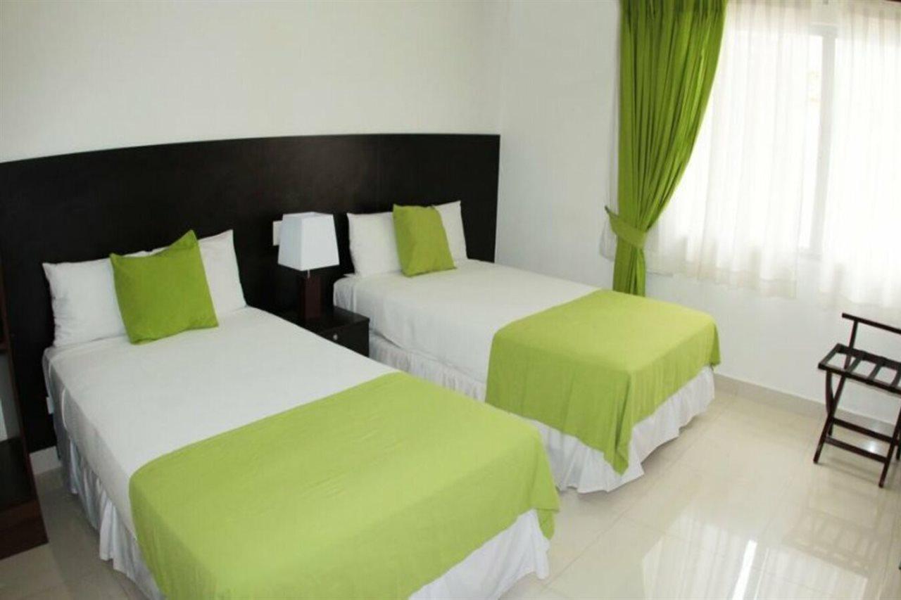 Az Hotel And Suites Ciudad de Panamá Exterior foto