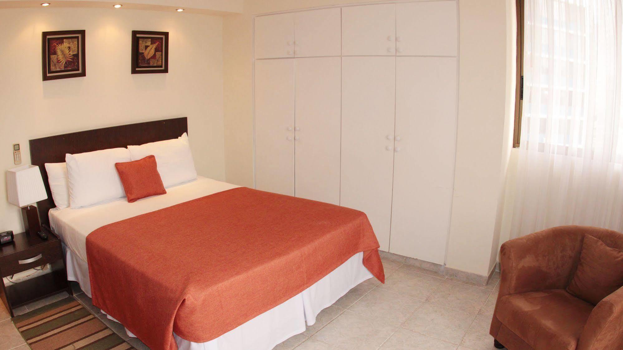 Az Hotel And Suites Ciudad de Panamá Exterior foto