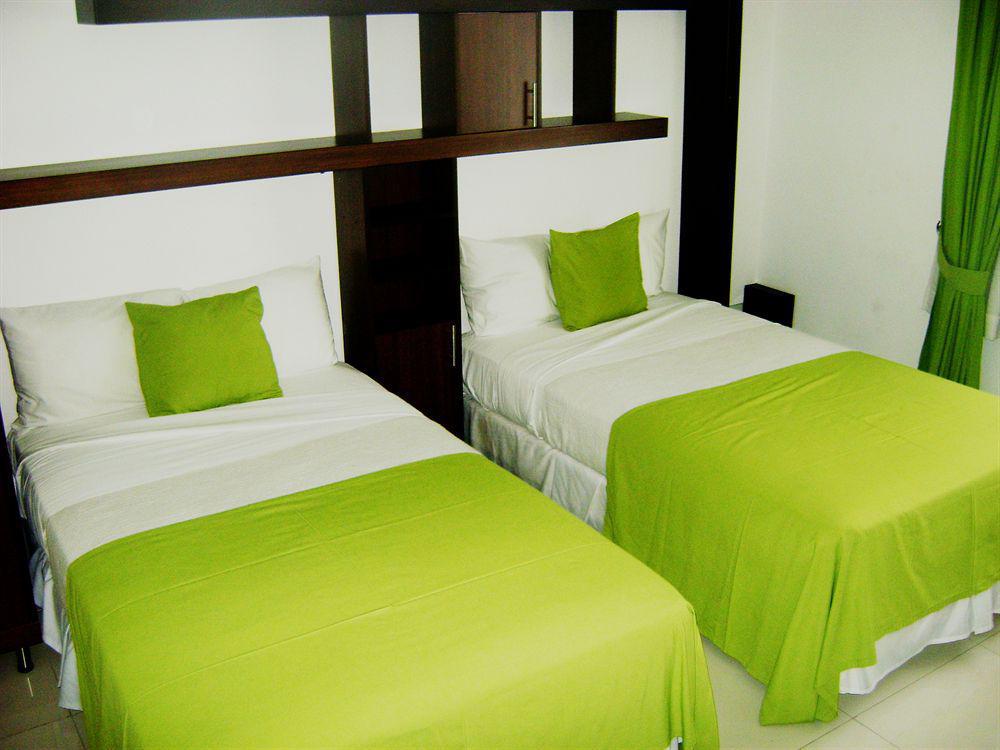 Az Hotel And Suites Ciudad de Panamá Exterior foto